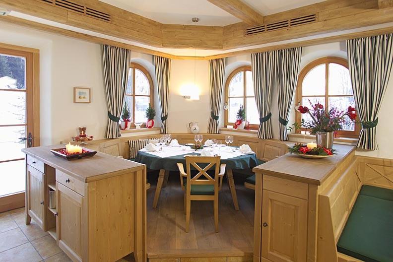 Landhaus Zum Steinbock Hotell Maria Alm am Steinernen Meer Exteriör bild