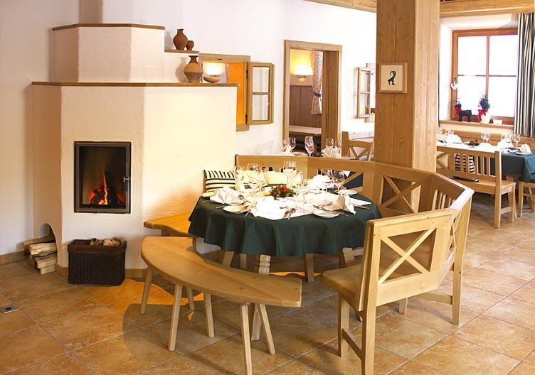 Landhaus Zum Steinbock Hotell Maria Alm am Steinernen Meer Exteriör bild